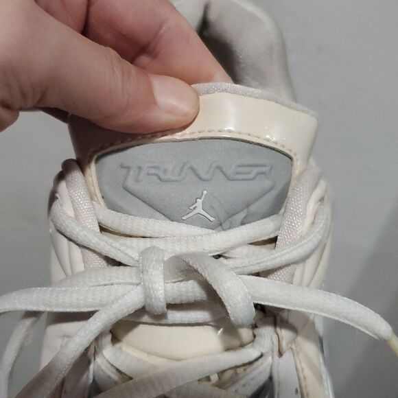 Air Jordan Trunner 2007 White and Green Sneakers Size 11 - Picture 5 of 14